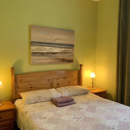 Apartments Near The Sea With Free Parking ساوثيند أون سي المظهر الخارجي الصورة