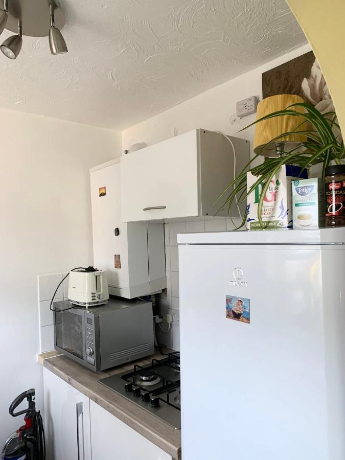 Apartments Near The Sea With Free Parking ساوثيند أون سي المظهر الخارجي الصورة